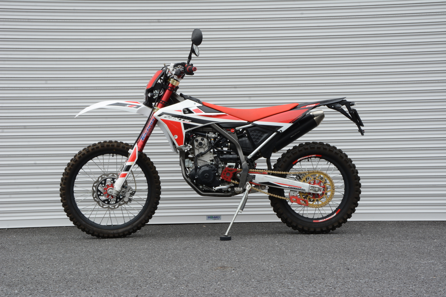 XEF250