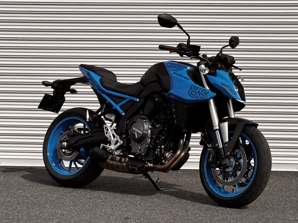 GSX-8S